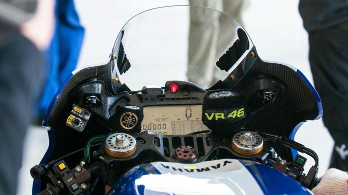 yamaha m1 dashboard