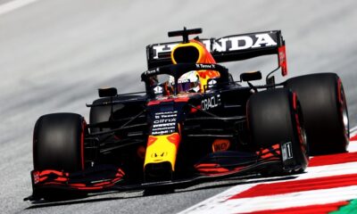 Max Verstappen Red Bull 3