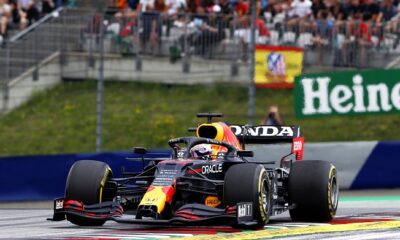 Max Verstappen Red Bull 4