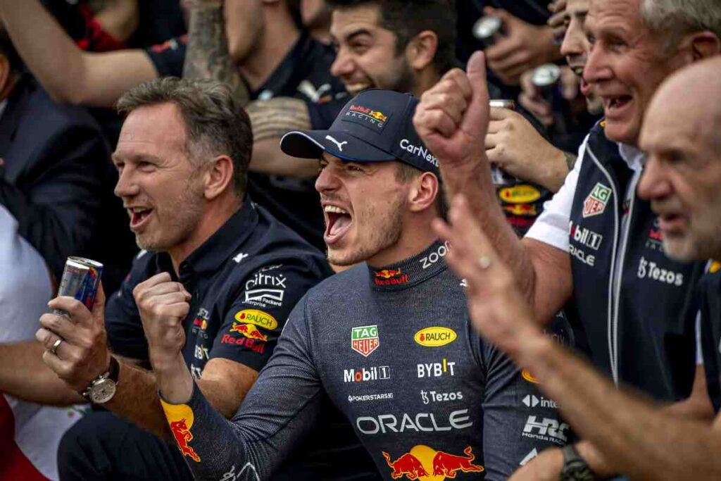 Verstappen e Horner in Red Bull