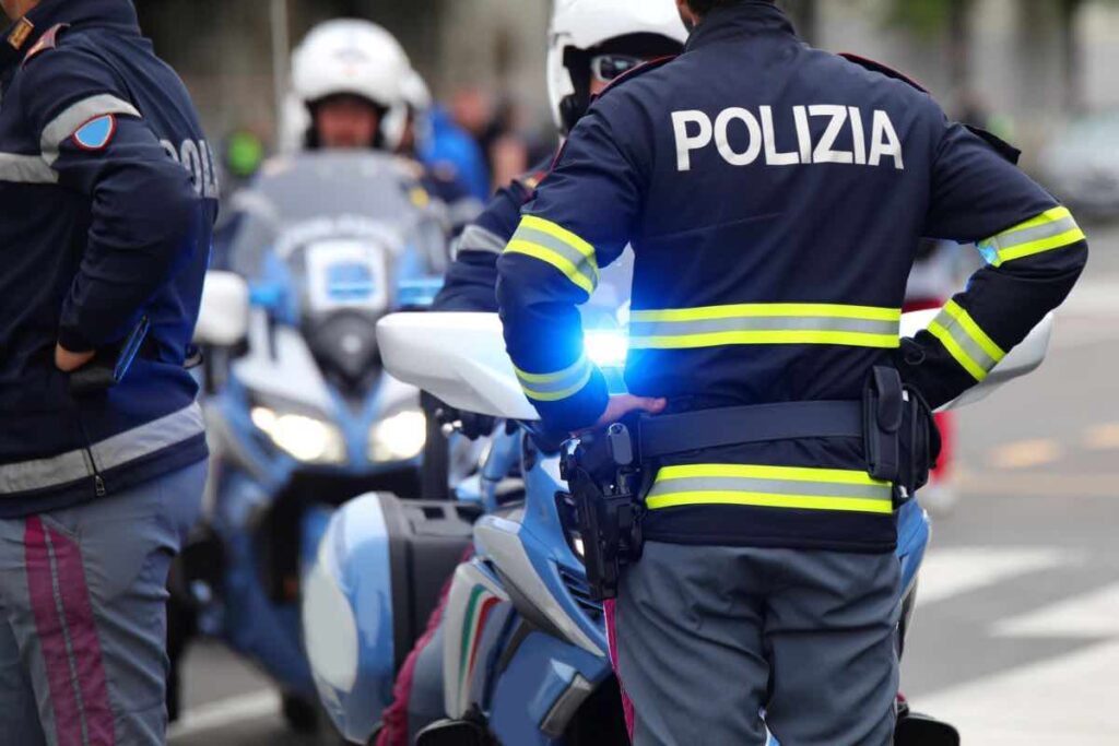 Moto polizia stop